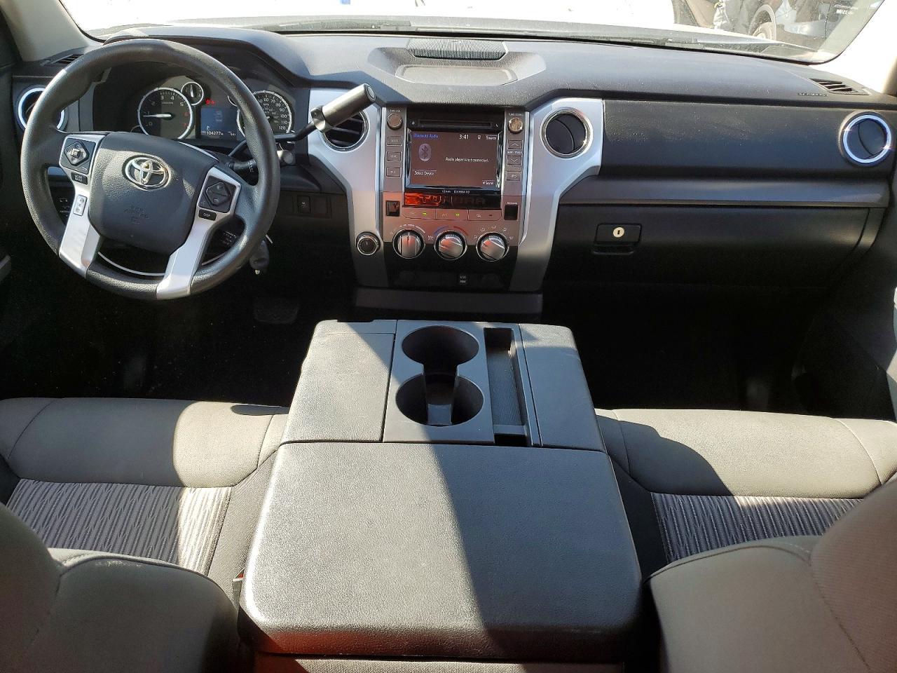 2015 Toyota Tundra SR5