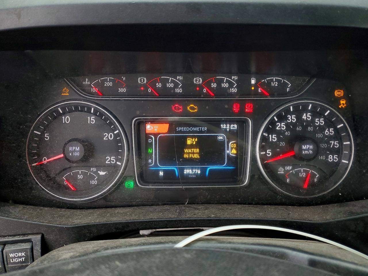 2022 International LT625