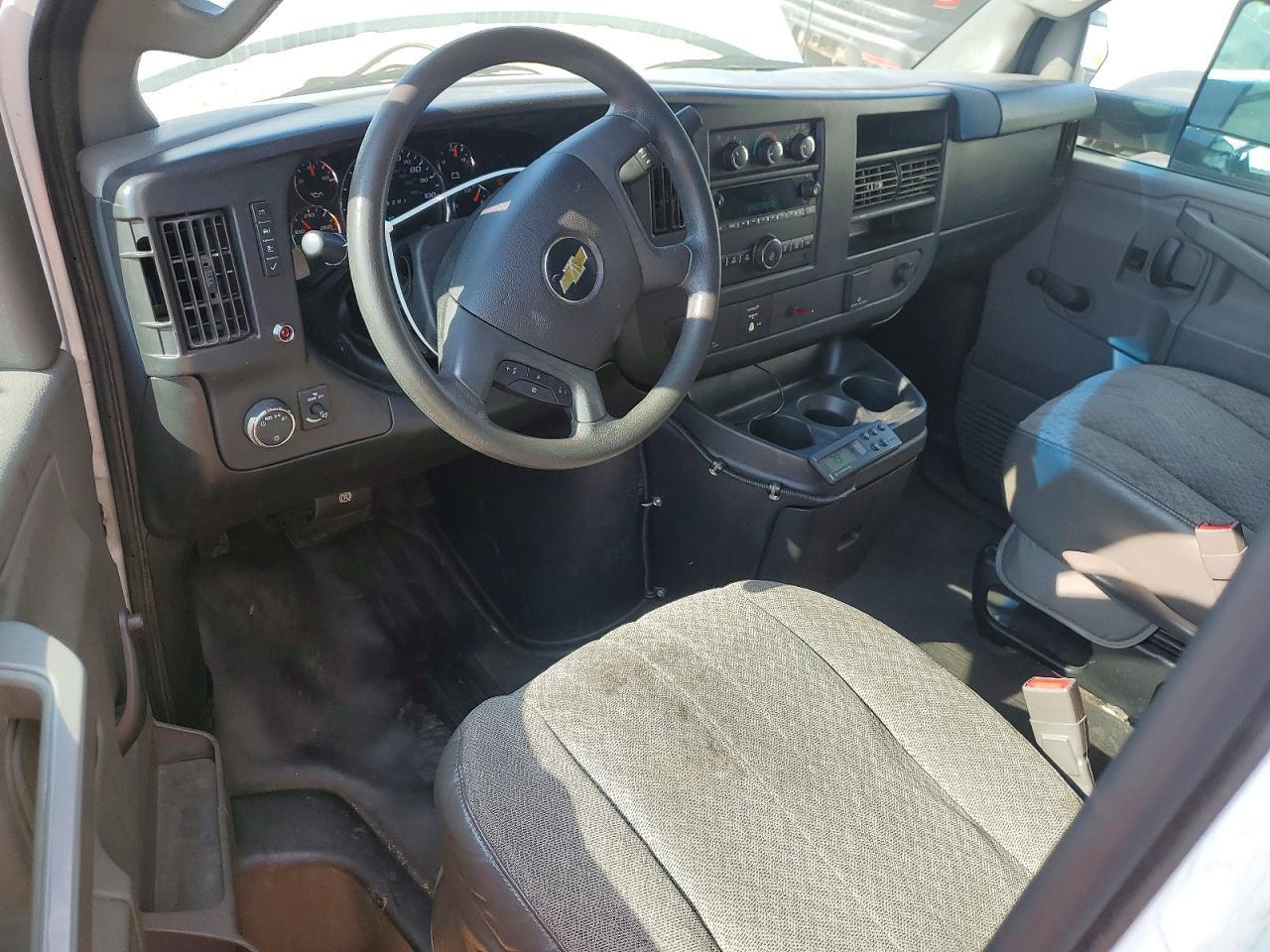 2017 Chev Rolet Express Refrigerated BOX Truck