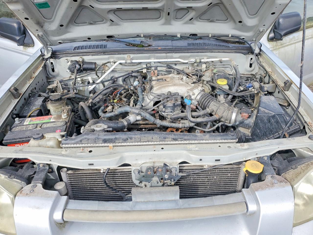 2004 Nissan Frontier XE-V6 Desert Runner