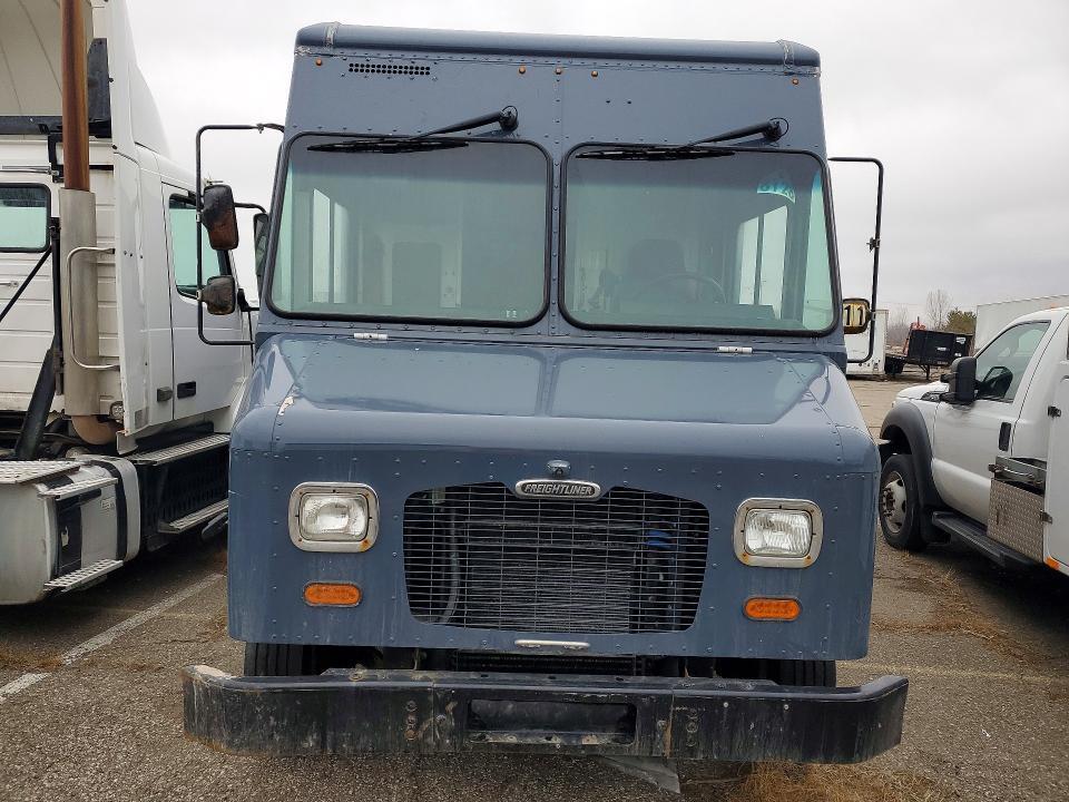2020 Freightliner Chassis M Line WALK-IN Van