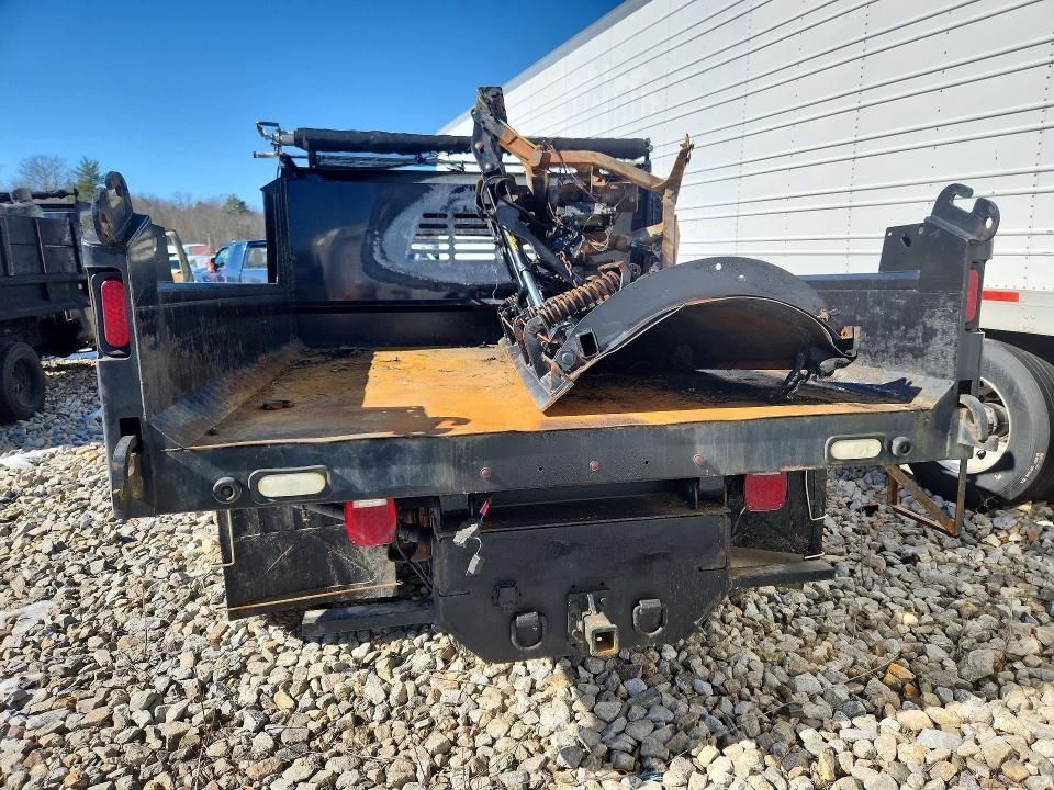 2018 Chev Rolet Silverado Dump Truck