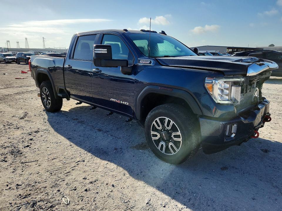 2022 GMC Sierra K2500 AT4