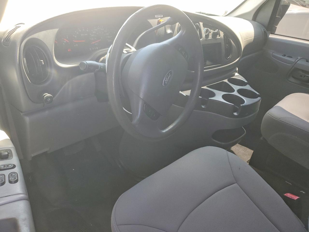 2008 Ford E250 Utility / Service Van