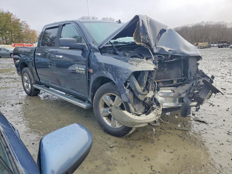 2016 Dodge RAM 1500 SLT