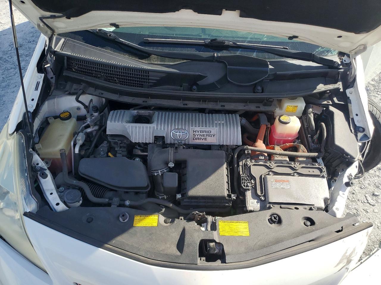 2012 Toyota Prius v Five