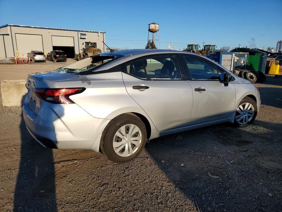 2021 Nissan Versa s