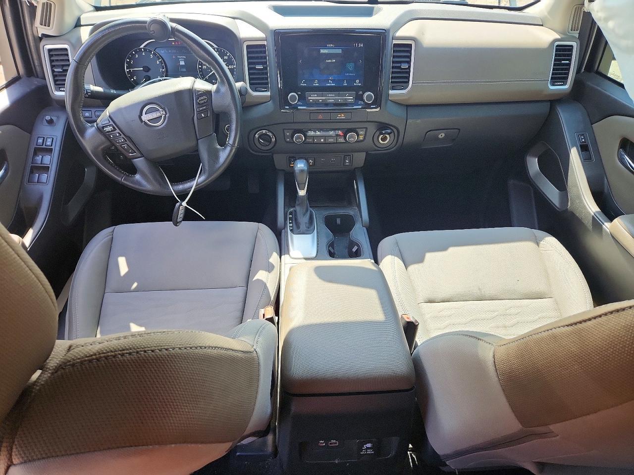 2023 Nissan Frontier SV