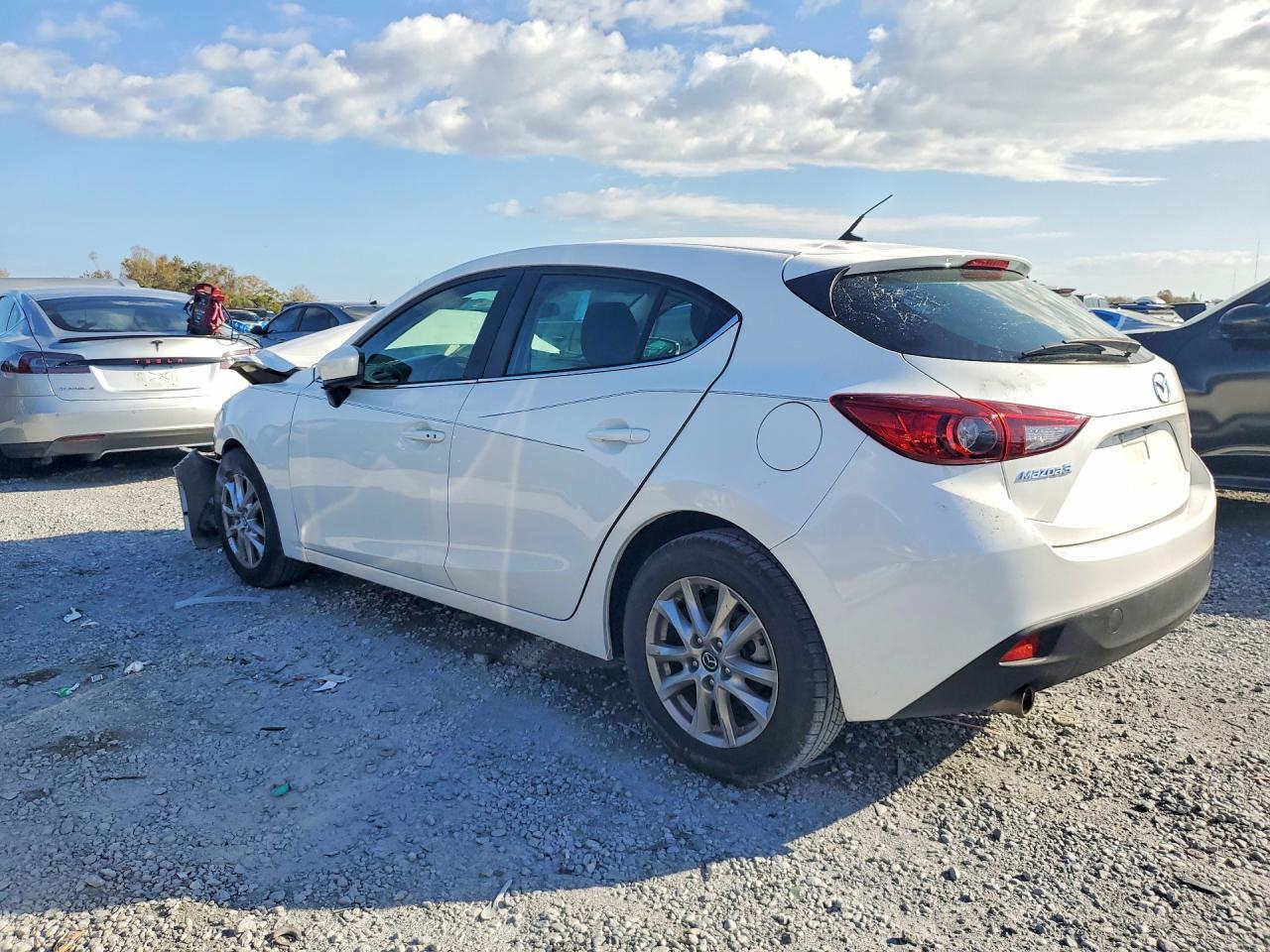 2015 Mazda 3 Touring