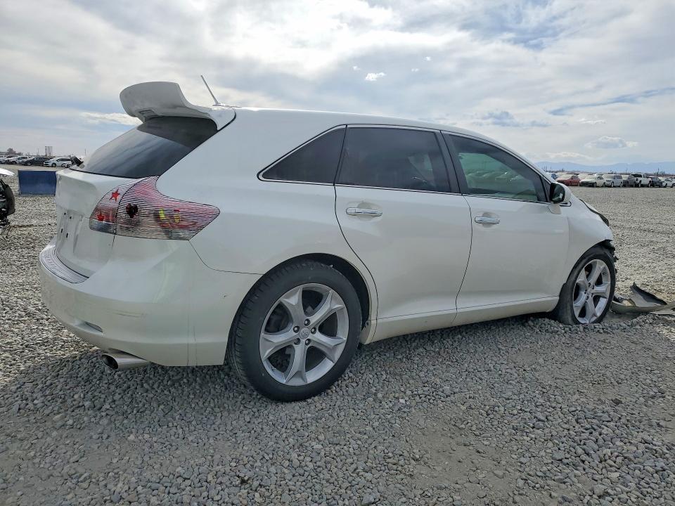 2010 Toyota Venza awd V6