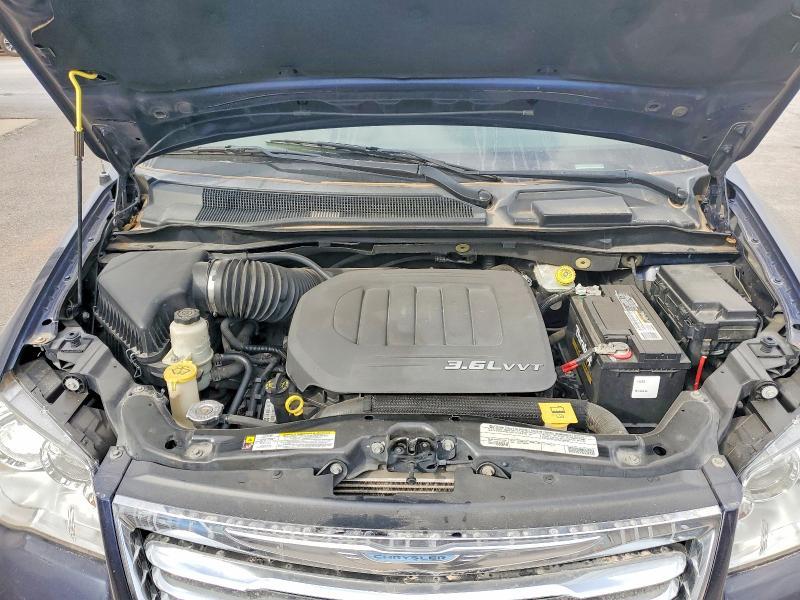 2012 Chrysler Town & Country Touring