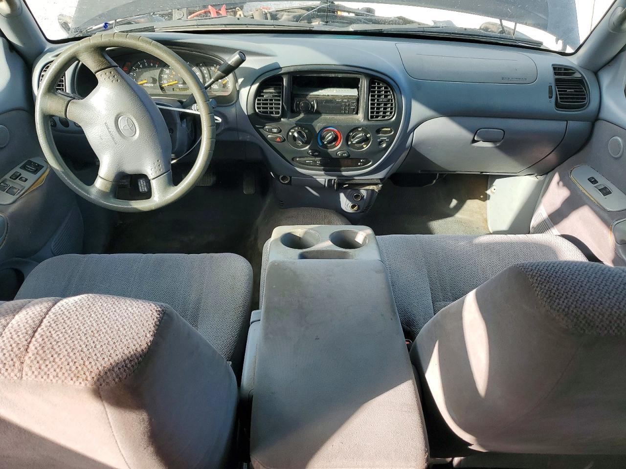 2002 Toyota Tundra SR5 V8
