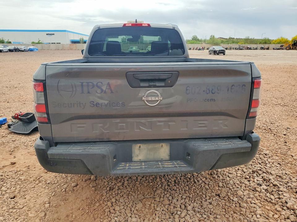 2022 Nissan Frontier S