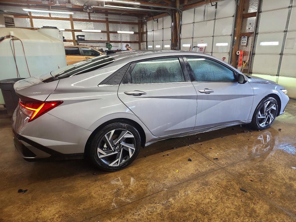 2025 Hyundai Elantra sel