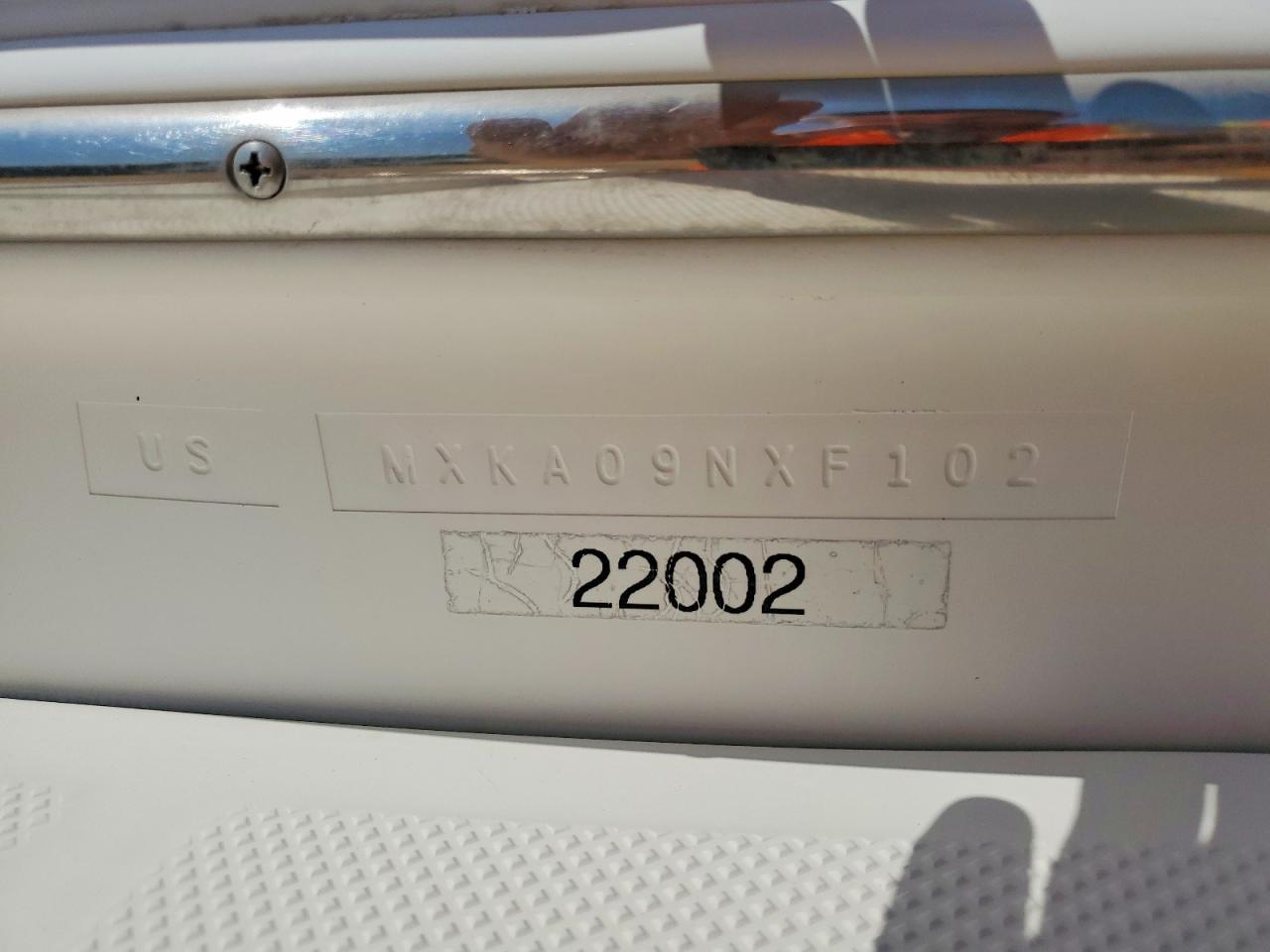 2002 Maxum Boat