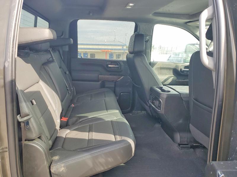 2023 GMC Sierra K3500 Denali