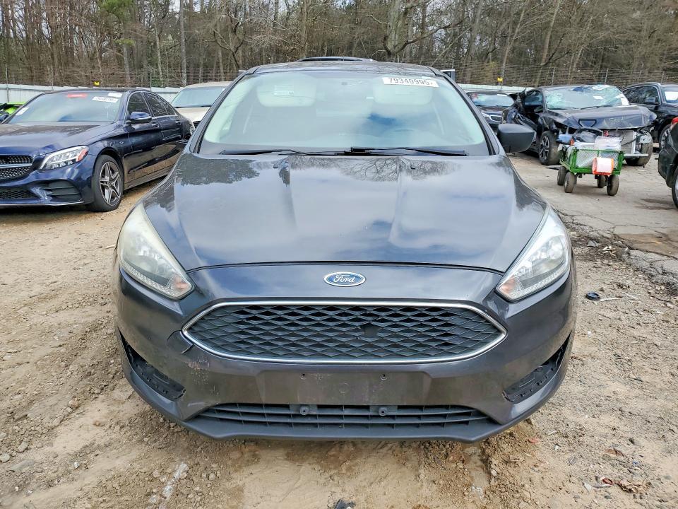 2016 Ford Focus s