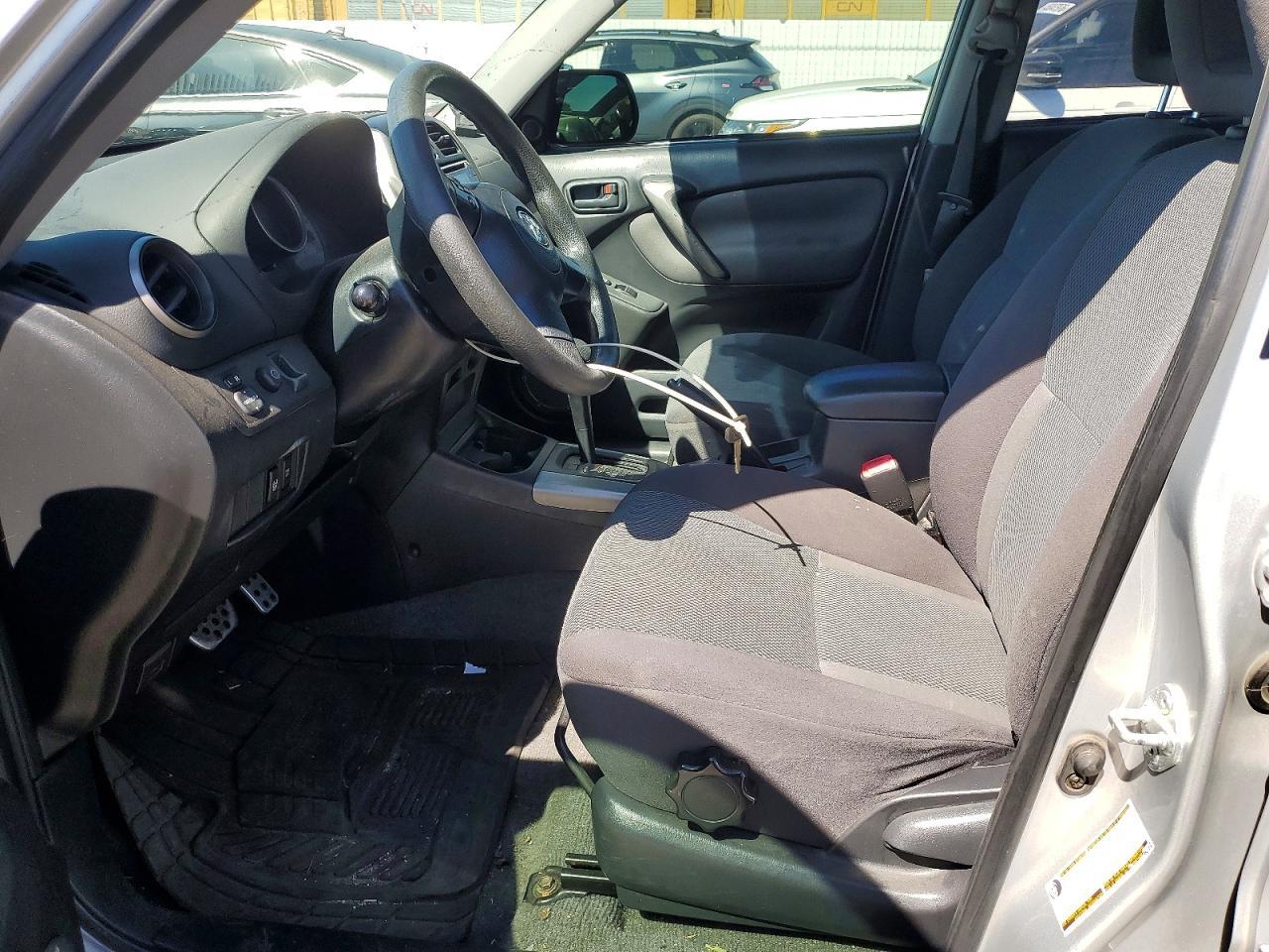 2005 Toyota Rav4 Base