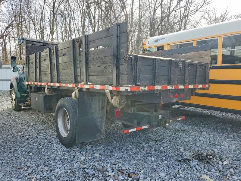 2000 Ford F650 Super Duty Flatbed Truck