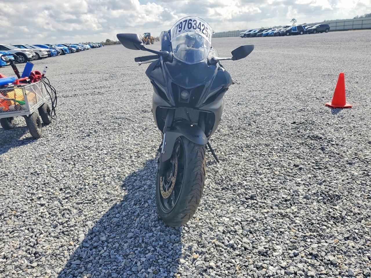 2024 Yama YZFR7