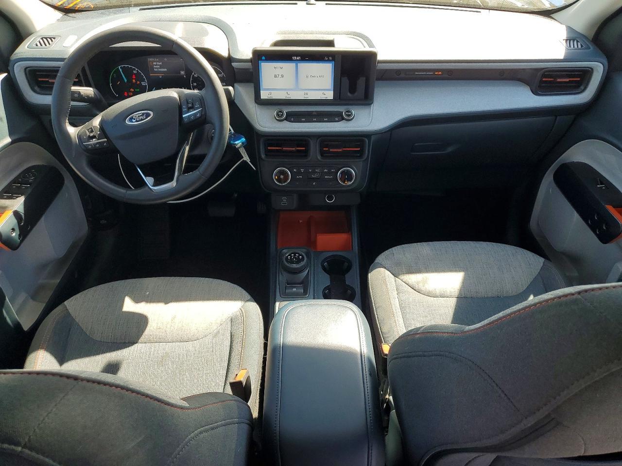 2023 Ford Maverick XL