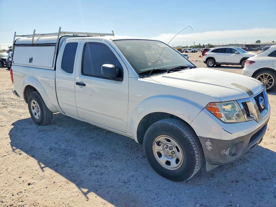 2015 Nissan Frontier S