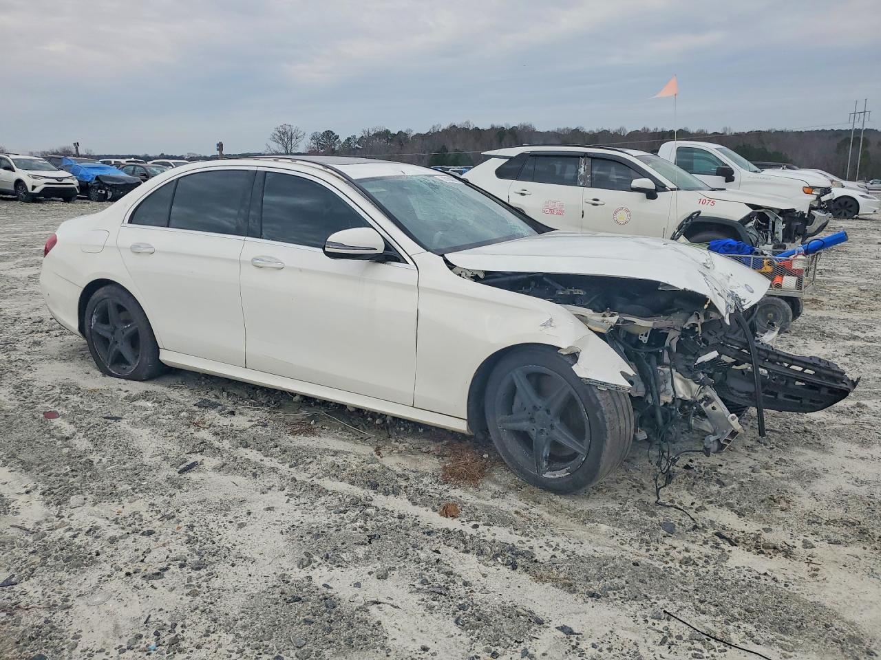 2017 Mercedes-Benz E 300