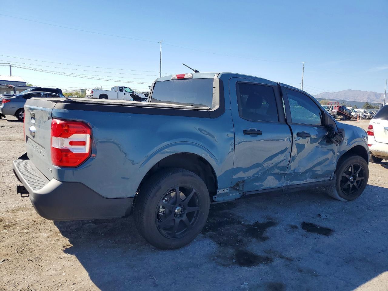 2022 Ford Maverick XL