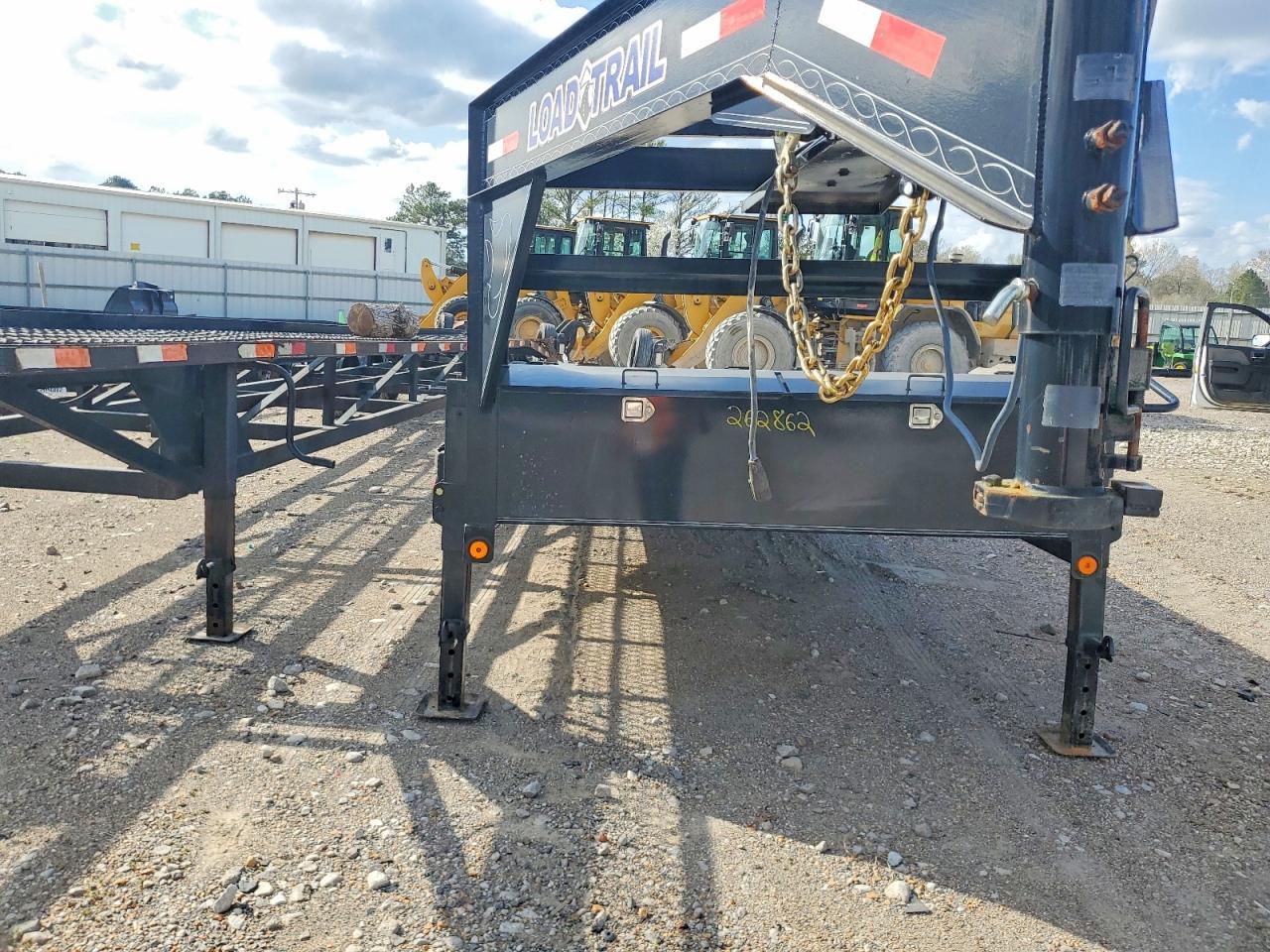 2022 Load Trail Equipment Trailer