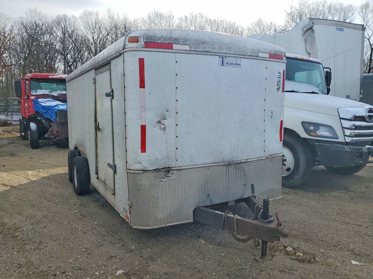 2006 Danzer Trailers 2006 Danzer Enclosed Cargo Trailer