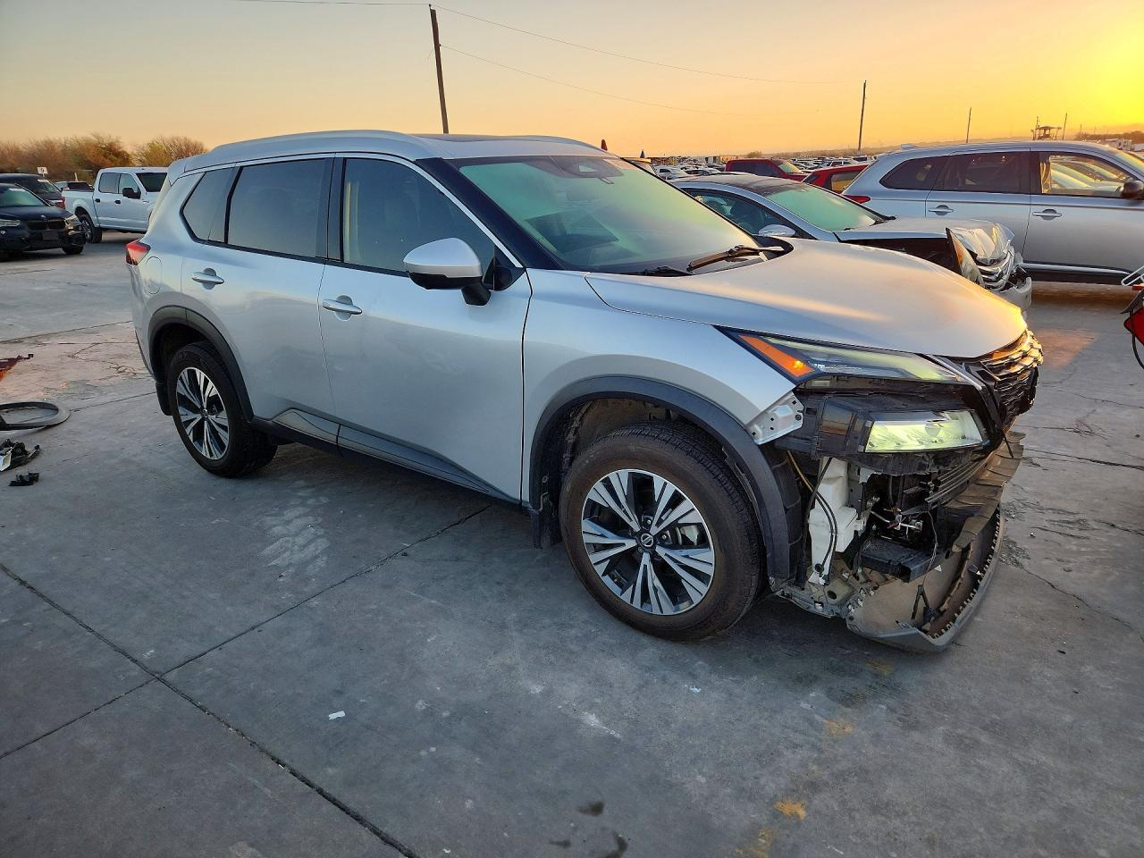 2021 Nissan Rogue sv