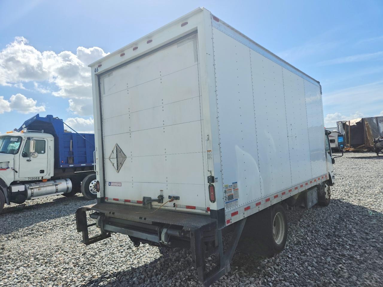2019 Isuzu NQR BOX Truck