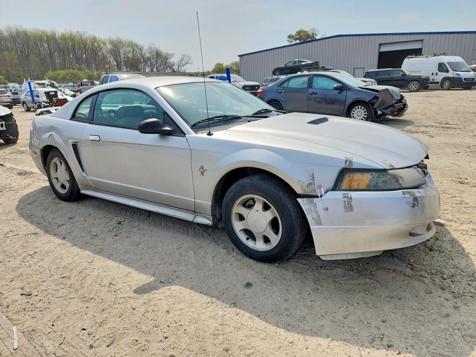 2001 Ford Mustang