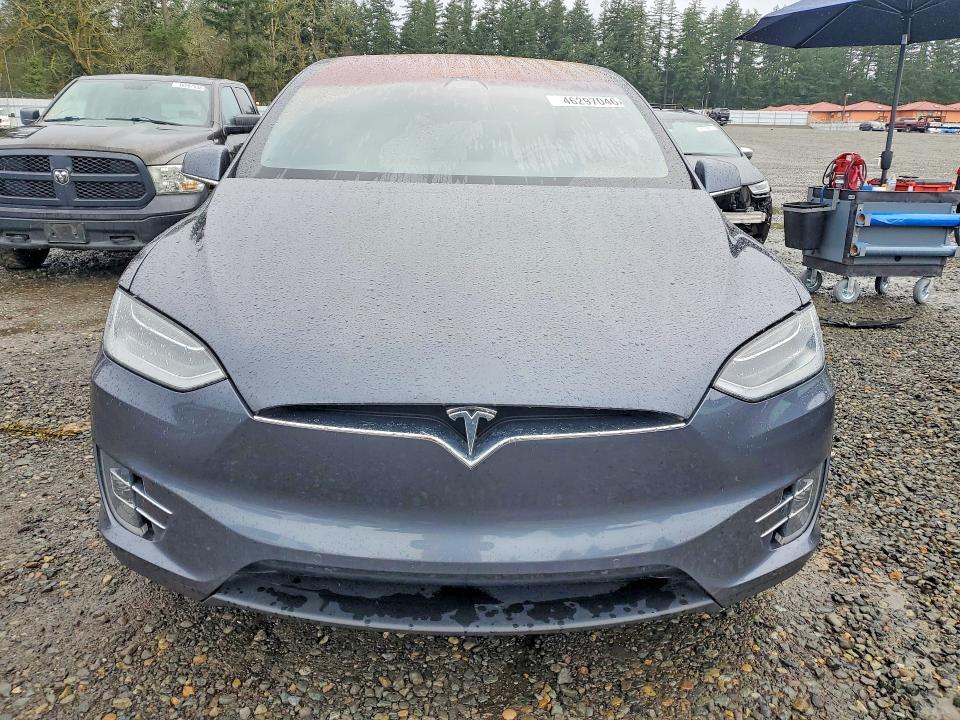2019 Tesla Model x