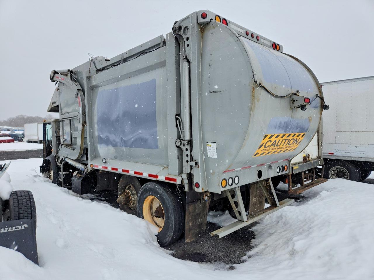 2013 Mack MRU613 Refuse Truck
