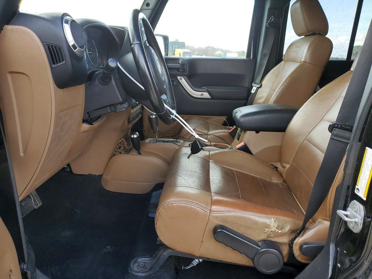 2011 Jeep Wrangler Unlimited Sahara