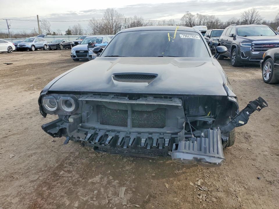 2019 Dodge Challenger r