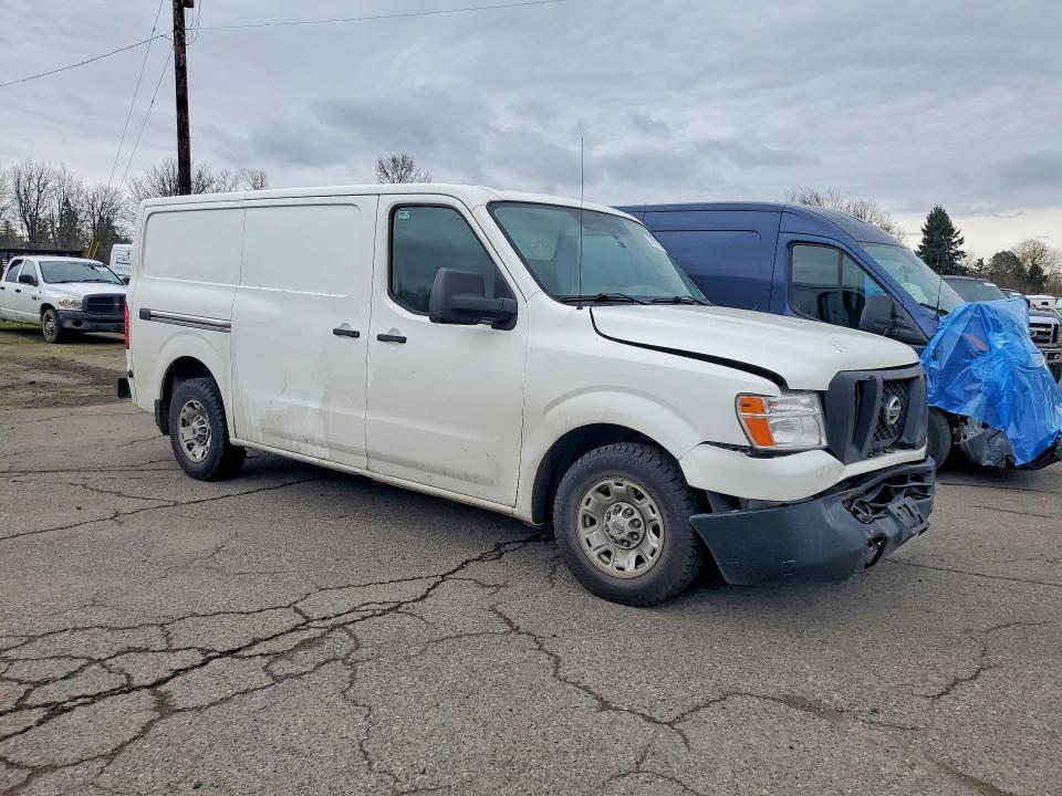 2018 Nissan NV 1500 SV