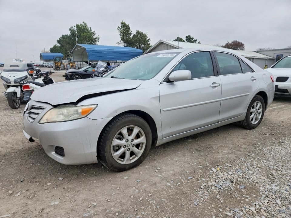 2011 Toyota Camry le