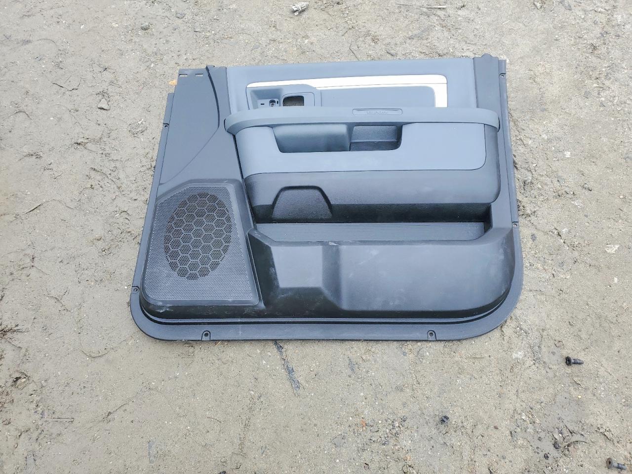 2019 Dodge RAM 1500 Classic SLT