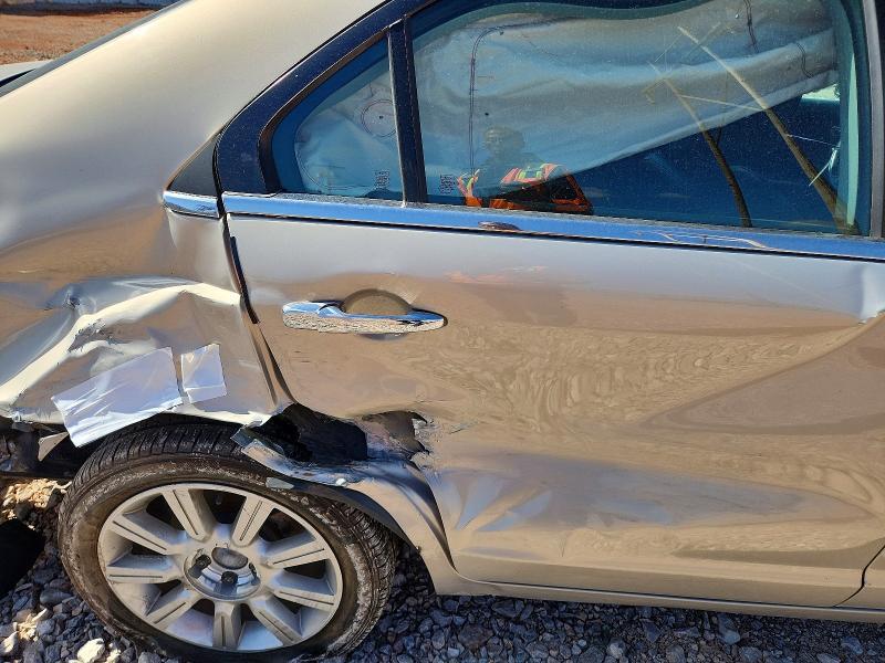 2010 Lincoln Townhouse MKZ