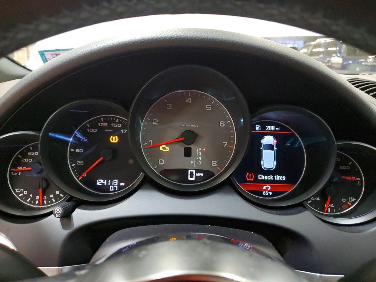 2017 Porsche Cayenne s