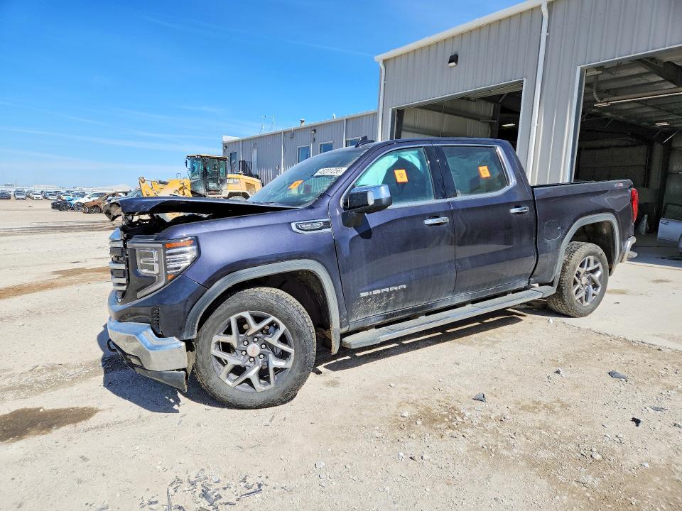 2025 GMC Sierra K1500 slt