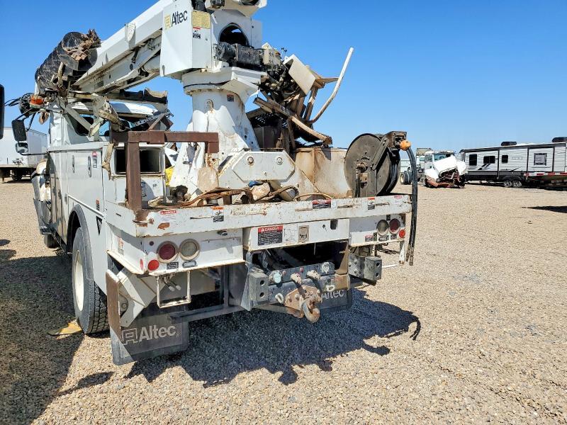 2019 International HV507 Digger Derrick Truck