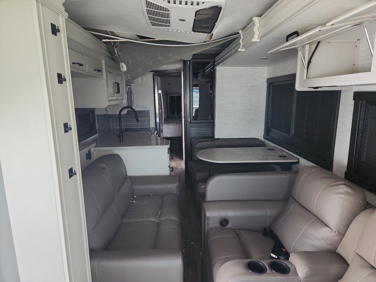 2024 Entegcoach 2023 Entegra Vision RV