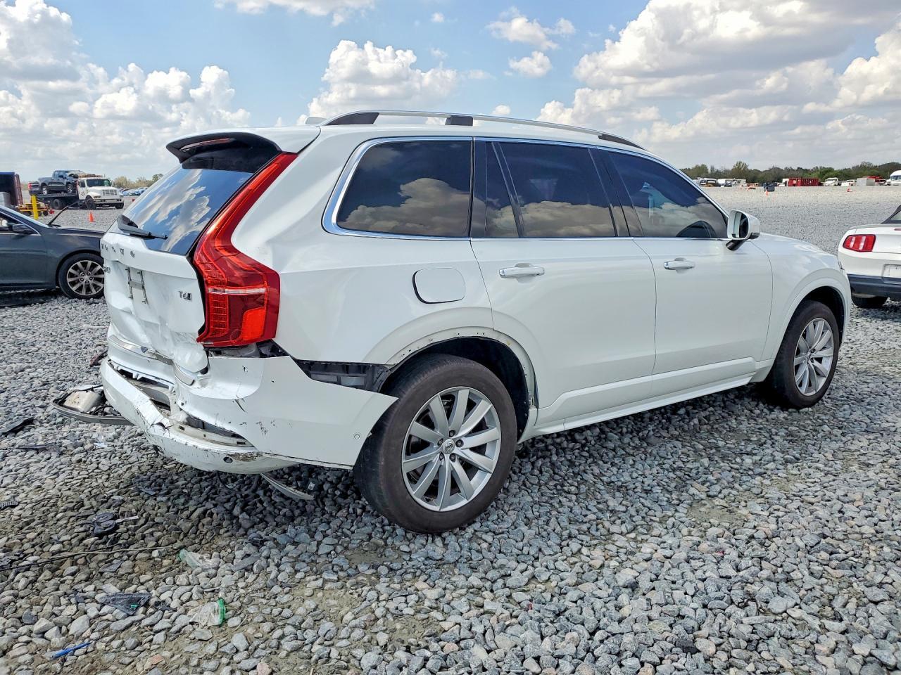 2017 Volvo Xc90 T6