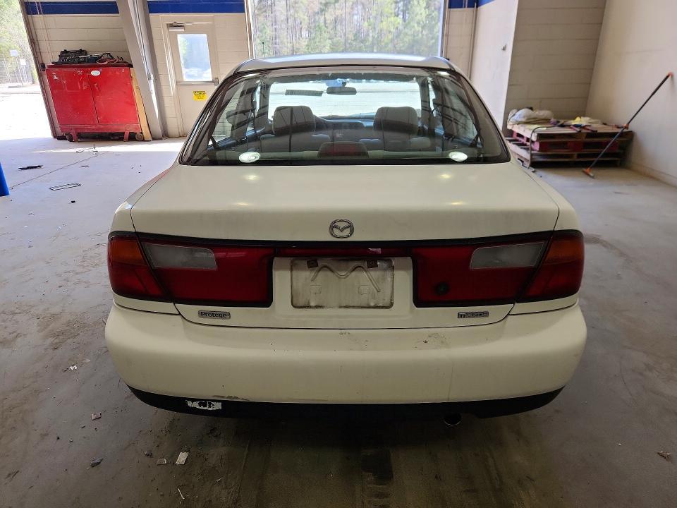 1998 Mazda Protege dx