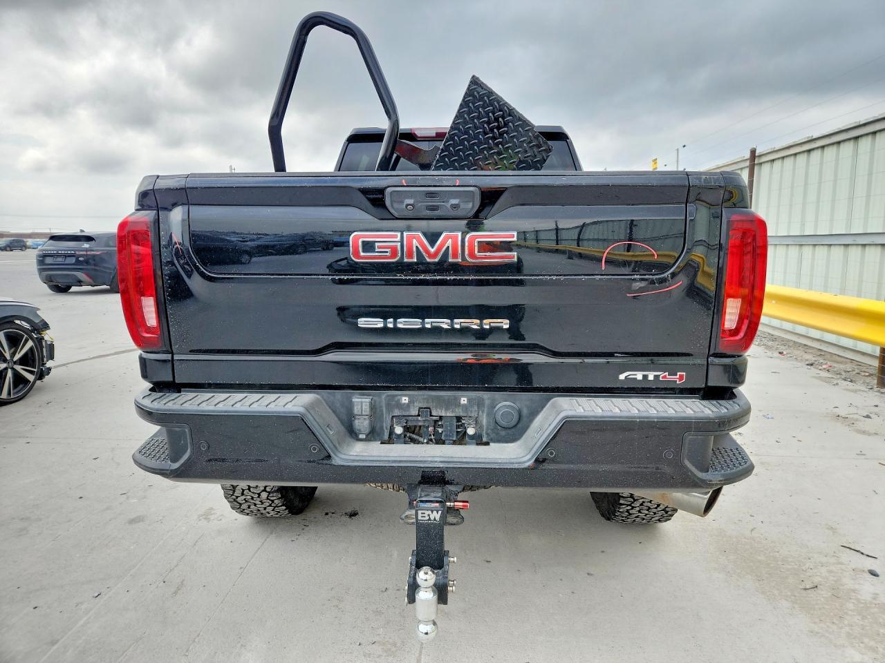 2021 GMC Sierra K2500 AT4