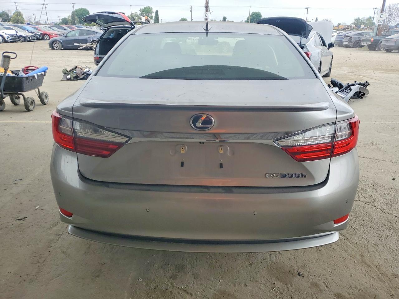 2017 Lexus Es 300h Base