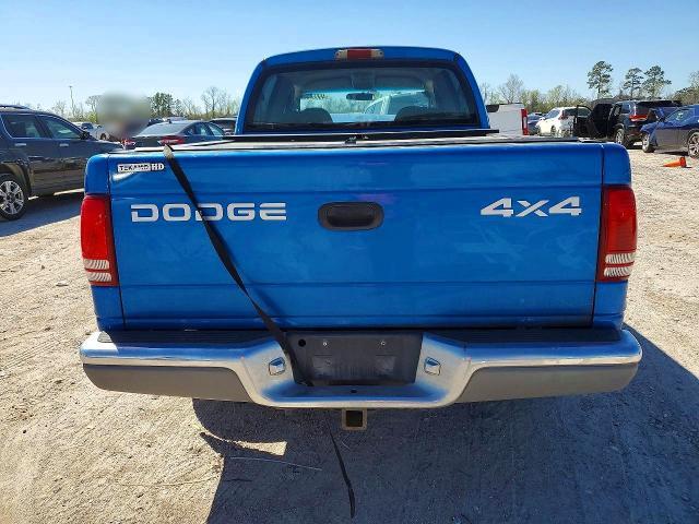 2001 Dodge Dakota Quattro